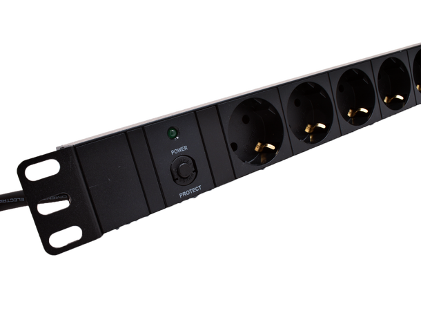 LinkIT 19" Strømskinne 8xCEE 7/4 2m CEE 7/7 | 16A | Overload protector | 1U 