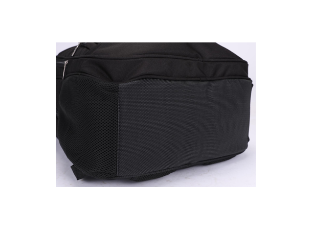 Elivi Ryggsäck 15,6'' 30L | Svart 