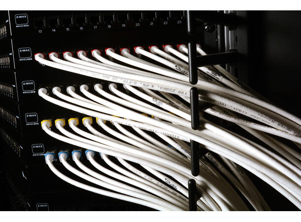 Siemon Patch Cable Cat.6A S/FTP White Clear Boot| LSZH 